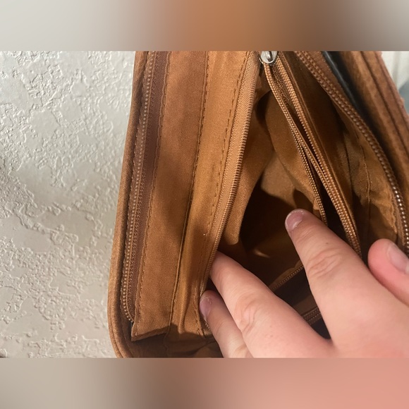 NEW Brown Faux Leather Fringe Crossbody Purse - Picture 8 of 14